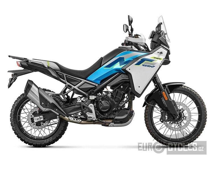 CFMOTO 450 MT-R (2026) - fotka 9 z 16