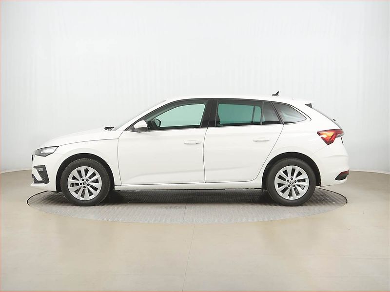 Škoda Scala (2024) 1.0 TSI, Top Selection - fotka 3 z 17