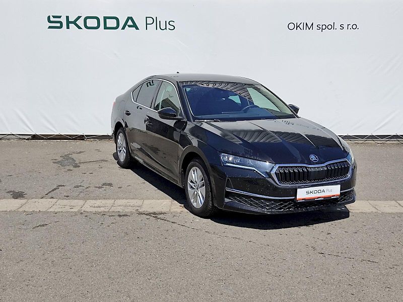 Škoda Octavia (2025) Top Selection 1,5 Tsi 110 Kw D - fotka 31 z 36