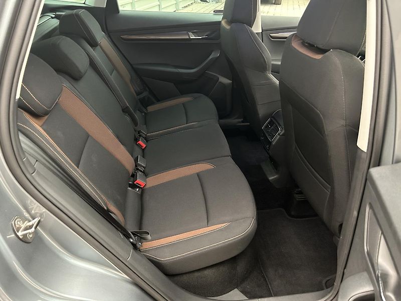 Škoda Karoq 2.0 TDI 4x4 Scout - fotka 25 z 31