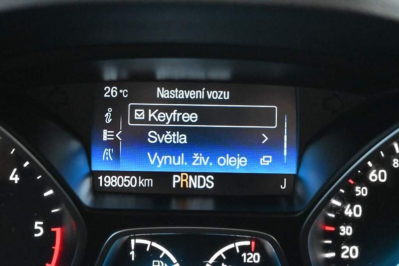 Ford Kuga (2019) 2.0 Titanium 4x4 Tažné TDCi TI - fotka 26 z 31
