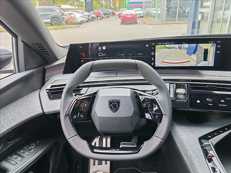 Peugeot 5008 (2026) 1,2 5008 GT Hybrid 145 e_DCS6 - fotka 17 z 17