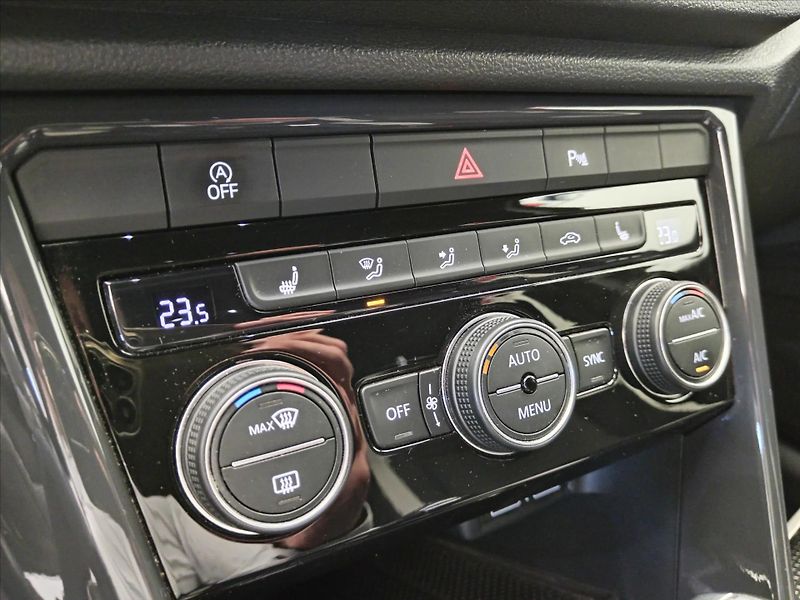 Volkswagen T-Roc 2,0   Sport 2.0 TDI 4M - fotka 15 z 17