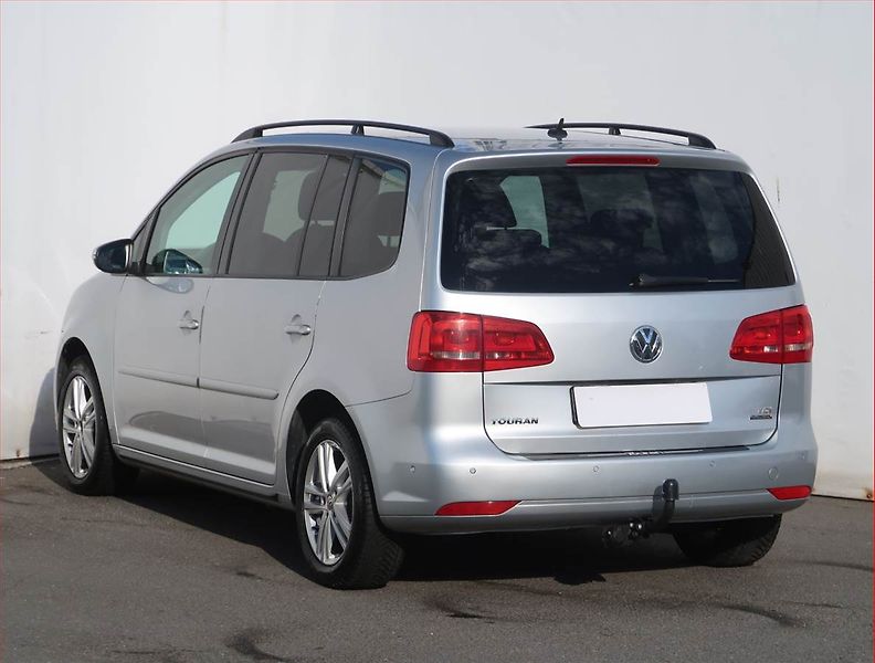 Volkswagen Touran (2012) Comfortline 1.6 TDI, Automat - fotka 4 z 19