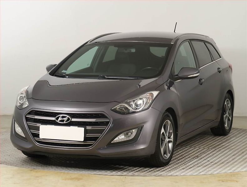 Hyundai i30 (2016) 1.6 GDI, ČR,1.maj, Serv.kniha - fotka 2 z 16