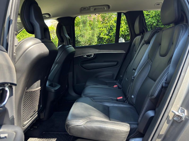 Volvo XC90 (2021) B5 AWD 1.MAJITEL ČR  CRYSTAL - fotka 16 z 27