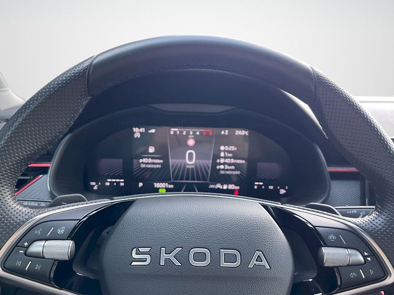 Škoda Scala (2025) 1.0 TSI 85 kW DSG Monte Carlo - fotka 9 z 34