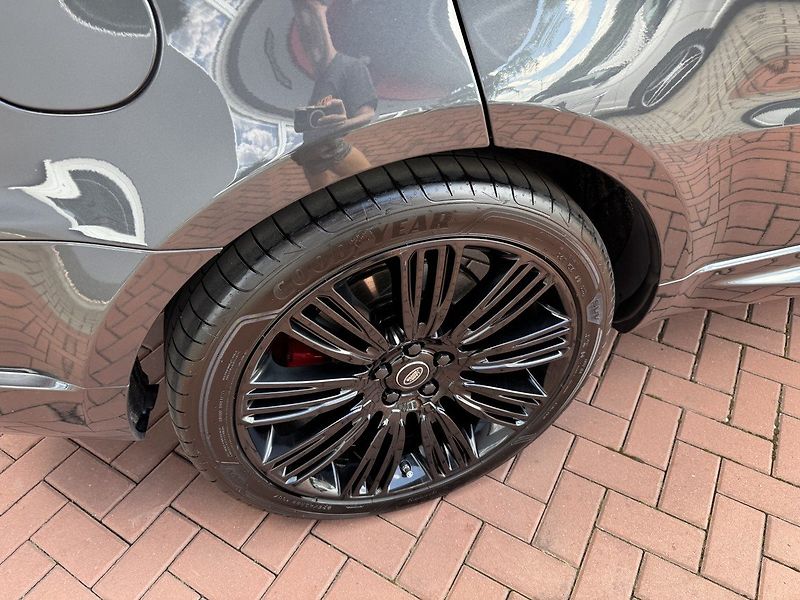Land Rover Range Rover (2018) 4.4SDV8 Autobiography Vzduch - fotka 48 z 50