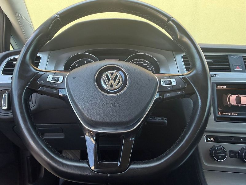 Volkswagen Golf (2016) 1.6 TDi 81kW/1MAJ/Tempomat - fotka 26 z 32