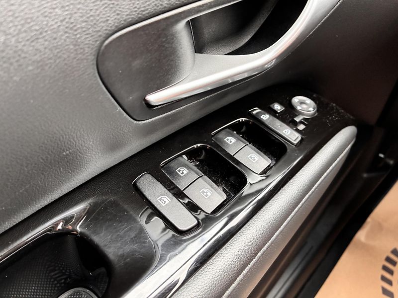 Hyundai Tucson 1.6T-GDi 110kW REZERVACE - fotka 23 z 36