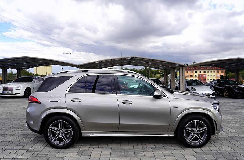Mercedes-Benz GLE (2021) 350de 4Matic AMG 9AT/ČR - fotka 7 z 50
