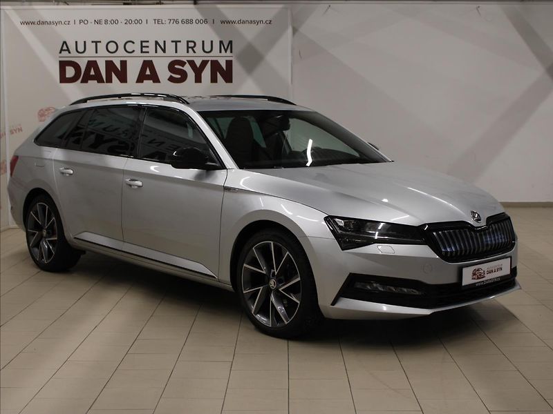 Škoda Superb 1,4 TSI iV DSG Sportline - fotka 3 z 39