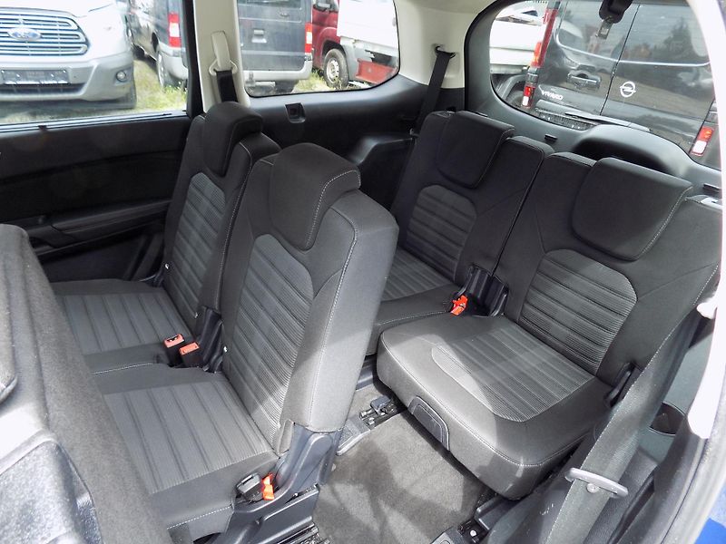 Ford Galaxy 2,0 TDCI 132 KW NAVI 7 MÍST - fotka 27 z 50