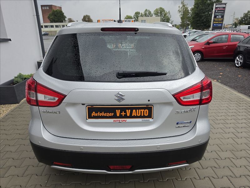 Suzuki S-Cross 1,4 Mild Hybrid AllGrip Premiu - fotka 7 z 45
