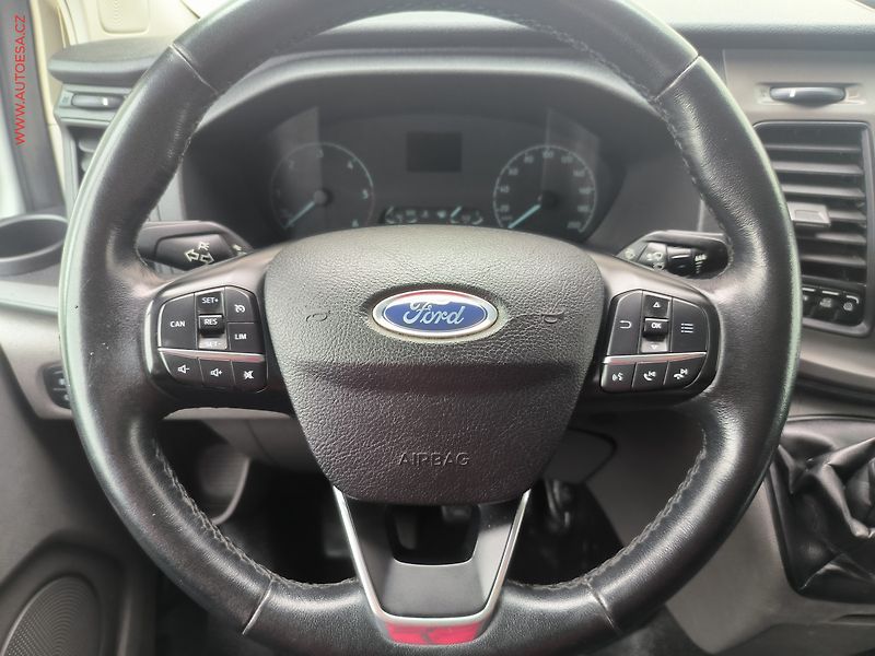 Ford Transit Custom (2021) 2.0TDCi L2H1 9míst, TREND, AC - fotka 17 z 19