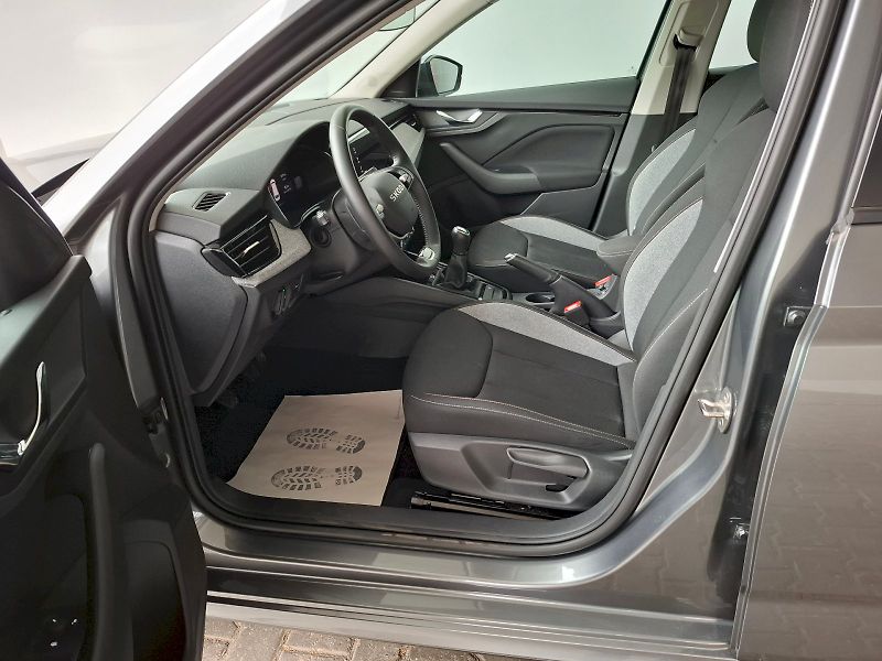 Škoda Kamiq (2025) SELECTION TSI 85/1.0 M6F - fotka 6 z 30
