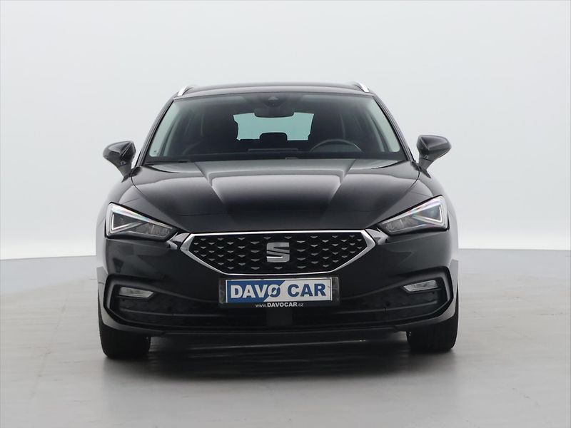 Seat Leon 2,0 TDI DSG Xcellence ST - fotka 2 z 28