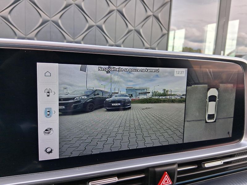 Hyundai Ioniq 6 STYLE PREMIUM 4x4 239 kW - fotka 35 z 44