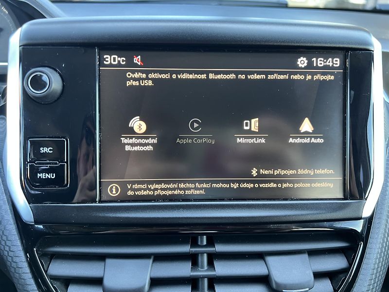 Peugeot 2008 Allure 1.2i KOUPENO V ČR 1.MAJ - fotka 24 z 45