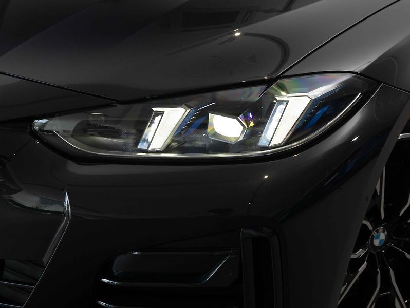 BMW Řada 4 M440i xDrive Gran Coupé - fotka 8 z 22