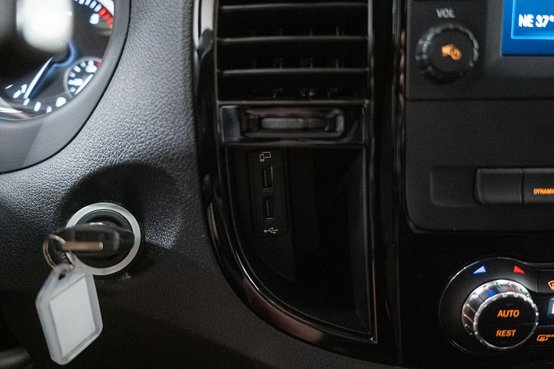Mercedes-Benz Vito (2022) 116 CDI 4X4 - fotka 34 z 35