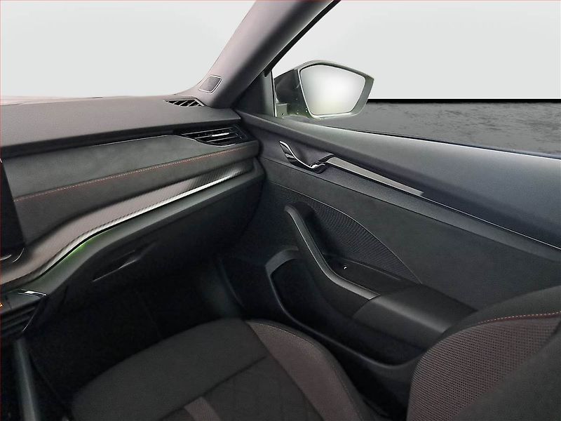 Škoda Octavia (2023) RS 2.0 TSI - fotka 8 z 20