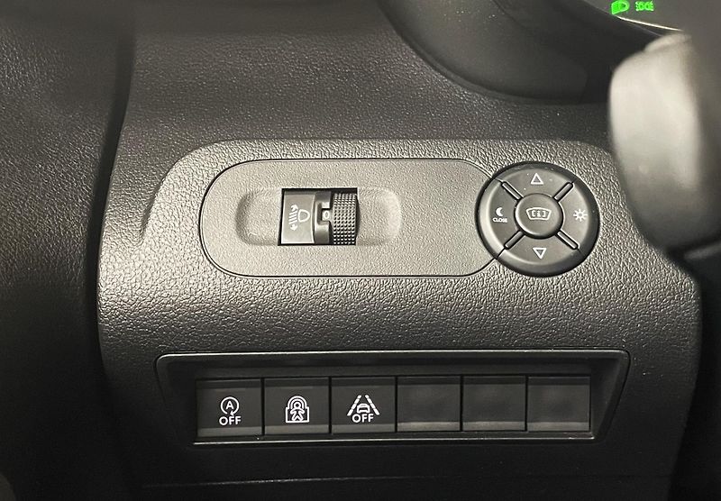 Citroën Berlingo XL, 1.5 BLUE HDI, 96 KW, 7 MÍS - fotka 21 z 26