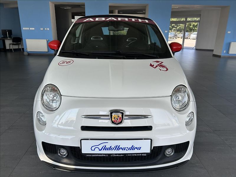 Abarth 500 1,4   595 TURBO,CABRIO,AKRAPOV - fotka 2 z 22