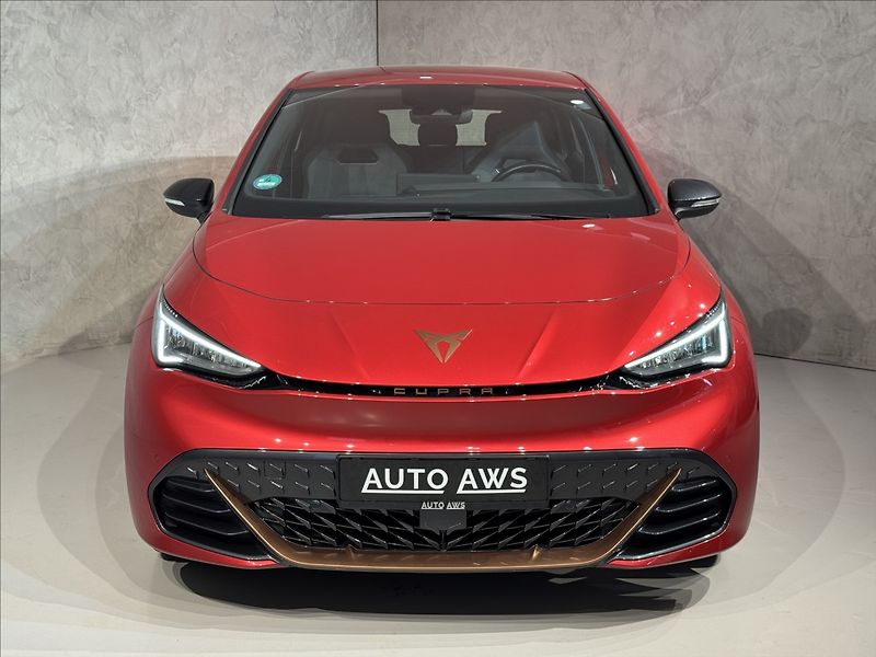 Cupra Born 150kW LED Kamera Tepelko - fotka 3 z 47