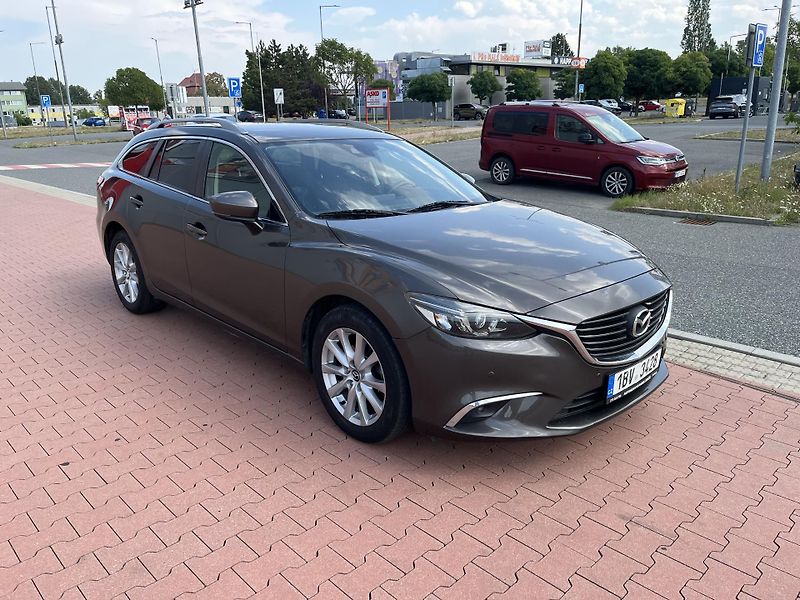 Mazda 6 2.2 D 110 kW ČR - fotka 4 z 28