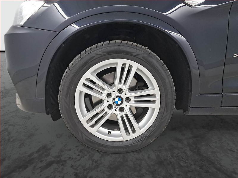 BMW X3 (2013) M Sport xDrive20d, 4X4 - fotka 15 z 19
