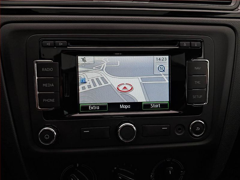 Škoda Rapid (2015) Spaceback 1.6 TDI, ČR,1.maj - fotka 13 z 18