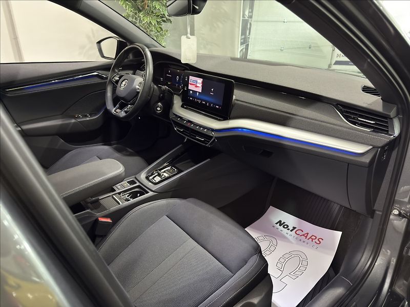 Škoda Octavia 2,0   TDI DSG REZERVACE - fotka 16 z 29