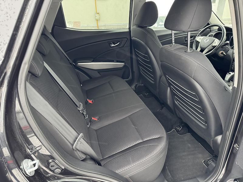 SsangYong Tivoli 1,6i 4x4 Automat - fotka 11 z 16