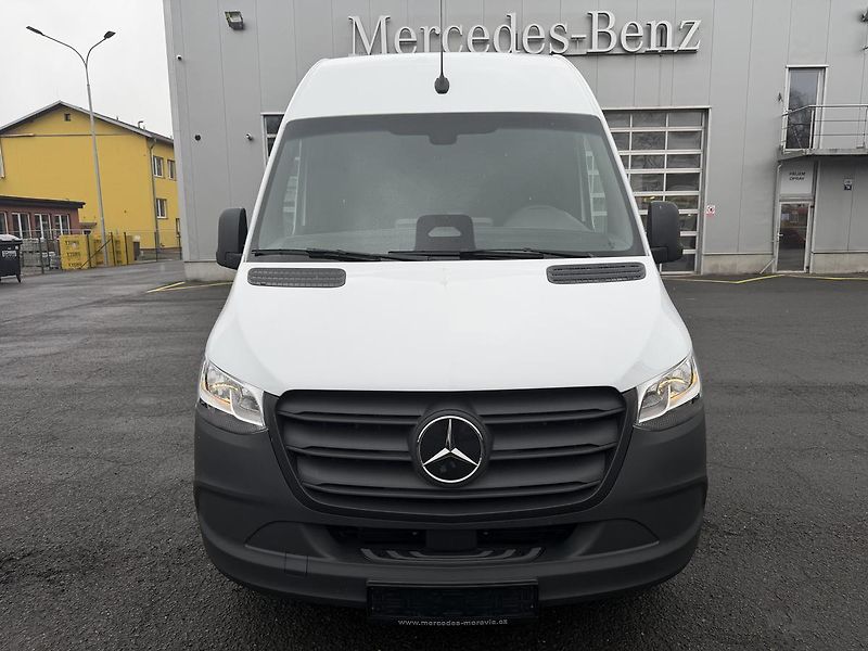 Mercedes-Benz eSprinter (2026) 314/ KW PRO/L/81 kWh - fotka 2 z 18