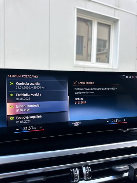 BMW Řada 3 (2023) 318D TOURING G21 LCI 110KW - fotka 29 z 49