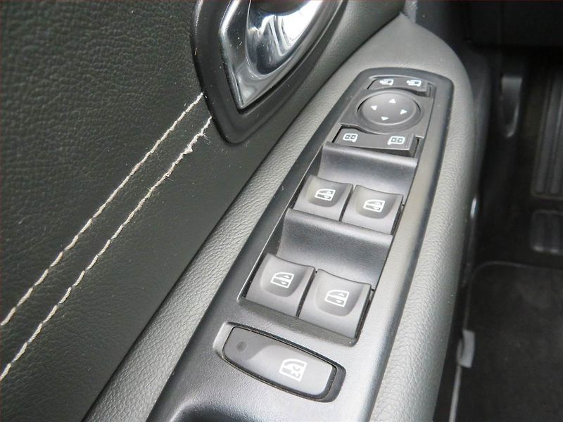 Renault Grand Scénic (2012) 1.6 dCi, Serv.kniha, Tempomat - fotka 14 z 14