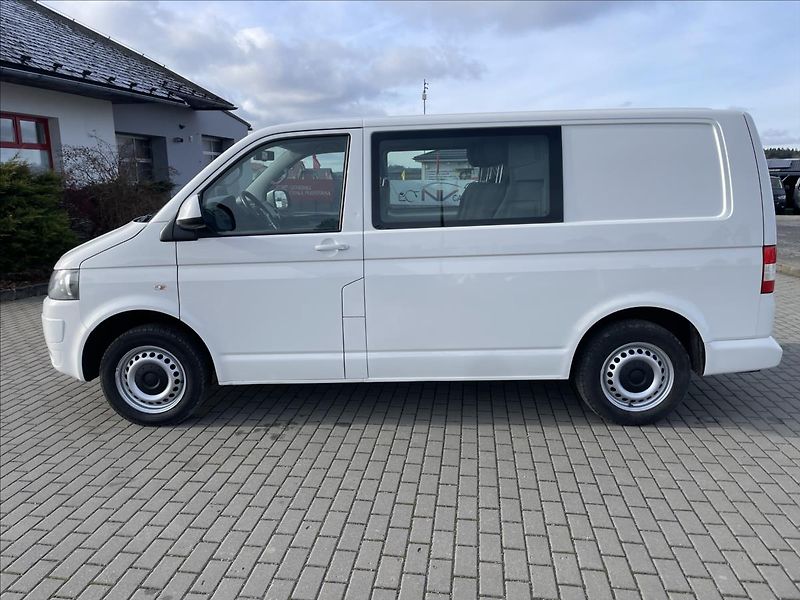 Volkswagen Transporter 2,0 TDi 75kw 6míst Tažné Klima - fotka 25 z 40