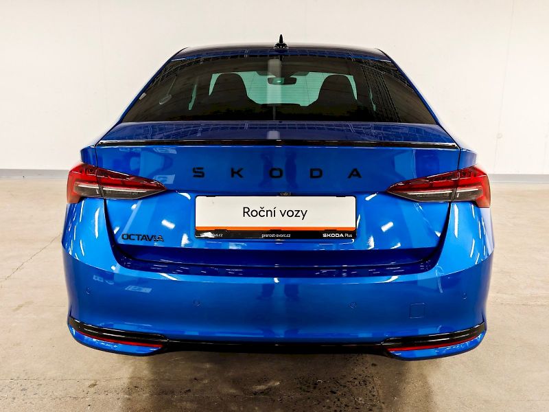 Škoda Octavia (2025) 1.5 TSI 110 kW Sportline - fotka 28 z 32