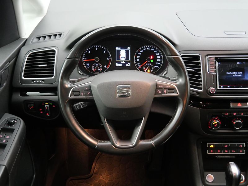 Seat Alhambra - fotka 13 z 25
