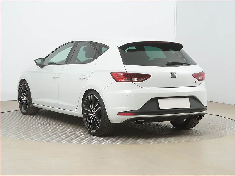 Seat Leon (2014) 2.0 TSI Cupra 280, Automat - fotka 4 z 17