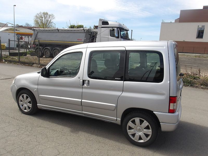 Peugeot Partner 1,6HDi 2xŠOUPAČKY - fotka 3 z 29
