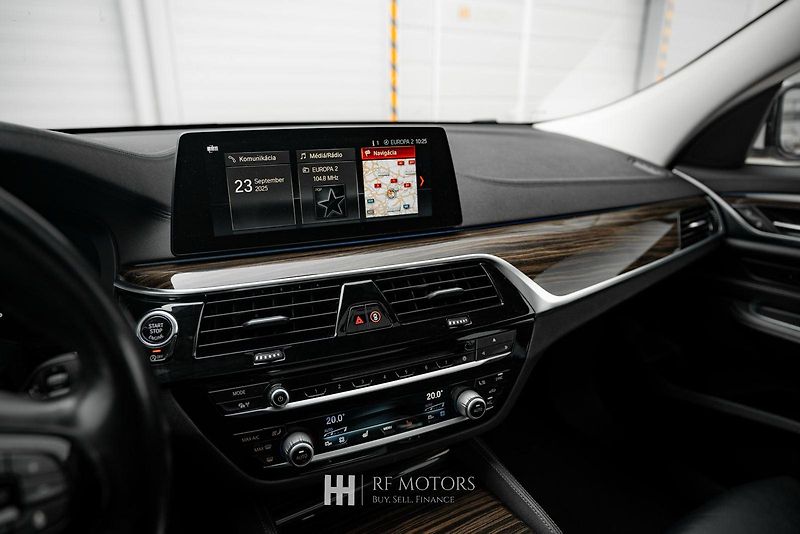 BMW Řada 6 (2018) 630d GT 195kW - fotka 36 z 42