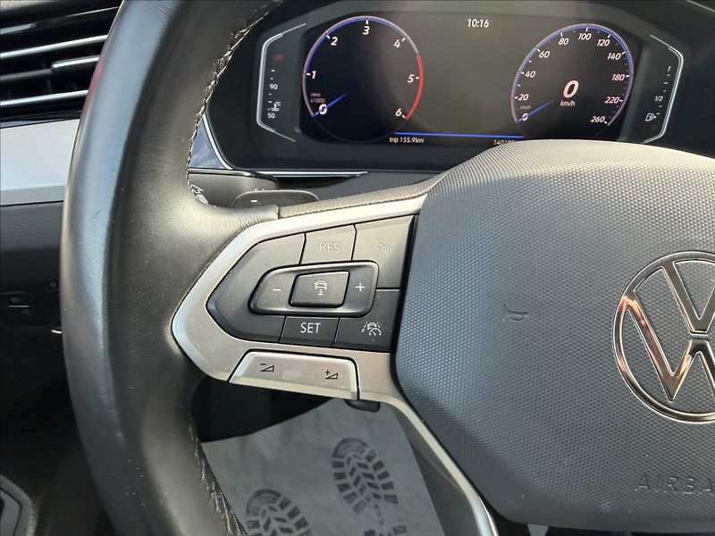 Volkswagen Passat 2.0 TDI Business/Virtual - fotka 16 z 26