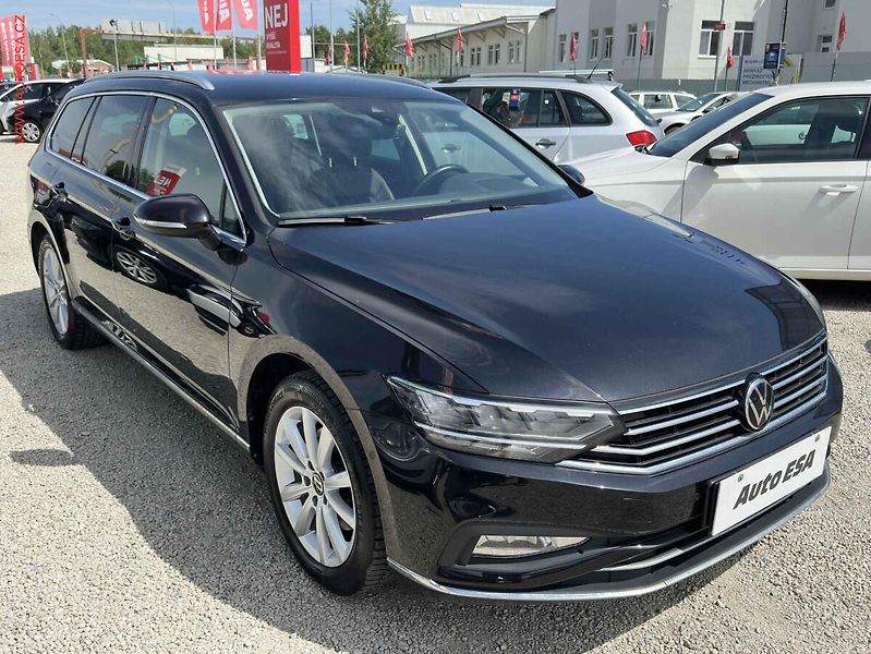 Volkswagen Passat (2022) 2.0 TSi, 2.maj,ČR, DSG, LED - fotografie inzerátu