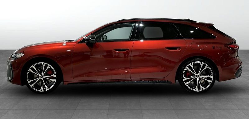Audi A5 Avant e-hybrid S-line quattro  - fotka 2 z 13