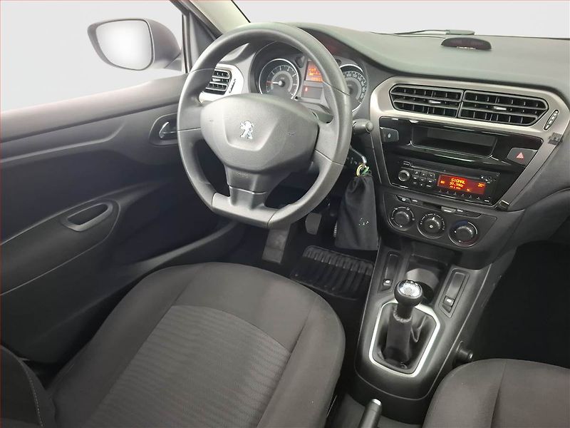 Peugeot 301 (2014) 1.2 VTi, Park. senzory - fotka 7 z 13