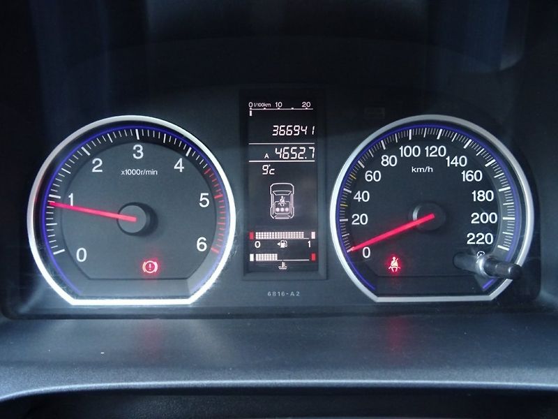 Honda CR-V (2008) 2.2CDTi,103kW,4X4,s.kniha - fotka 9 z 22