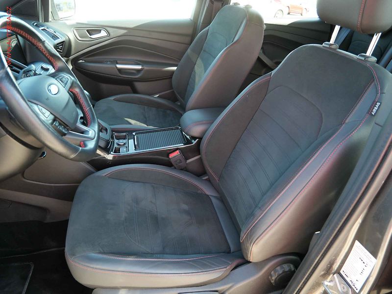 Ford Kuga (2019) 2.0 TDCi 4x4, 1.maj,ČR, AT - fotka 9 z 21