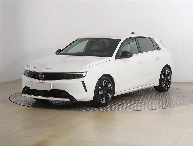 Opel Astra (2022) Elegance 1.2 Turbo, Serv.kniha - fotka 2 z 18
